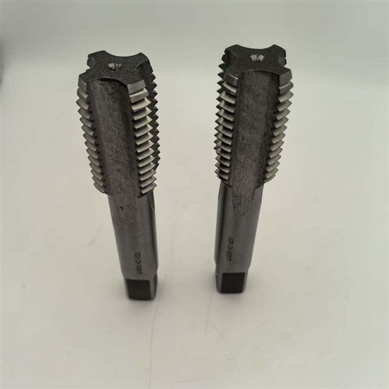 关中机用丝锥M5 M6 M8 M10 M12 M14 M16 M18 M20 M30 M48关工丝攻