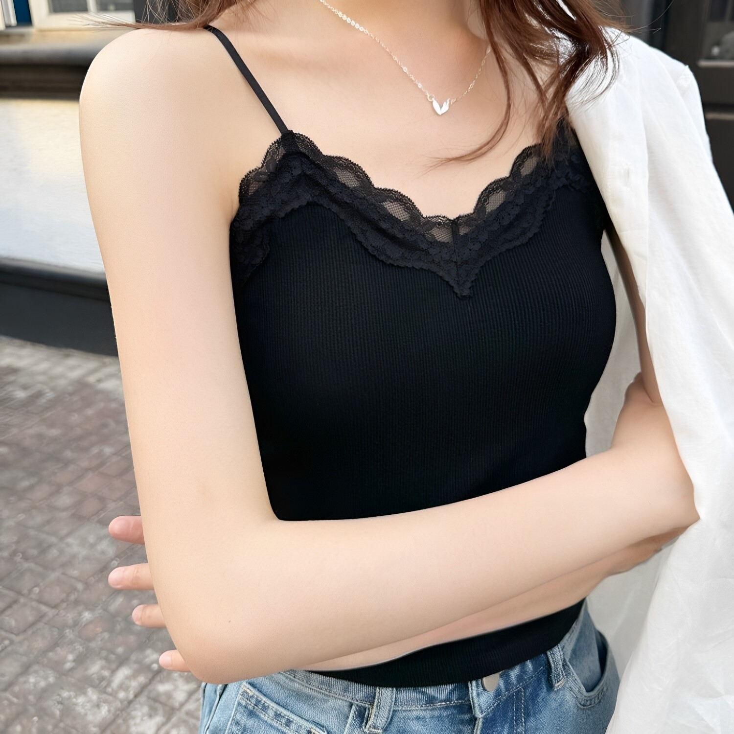 夏季修身V领带胸垫蕾丝吊带背心