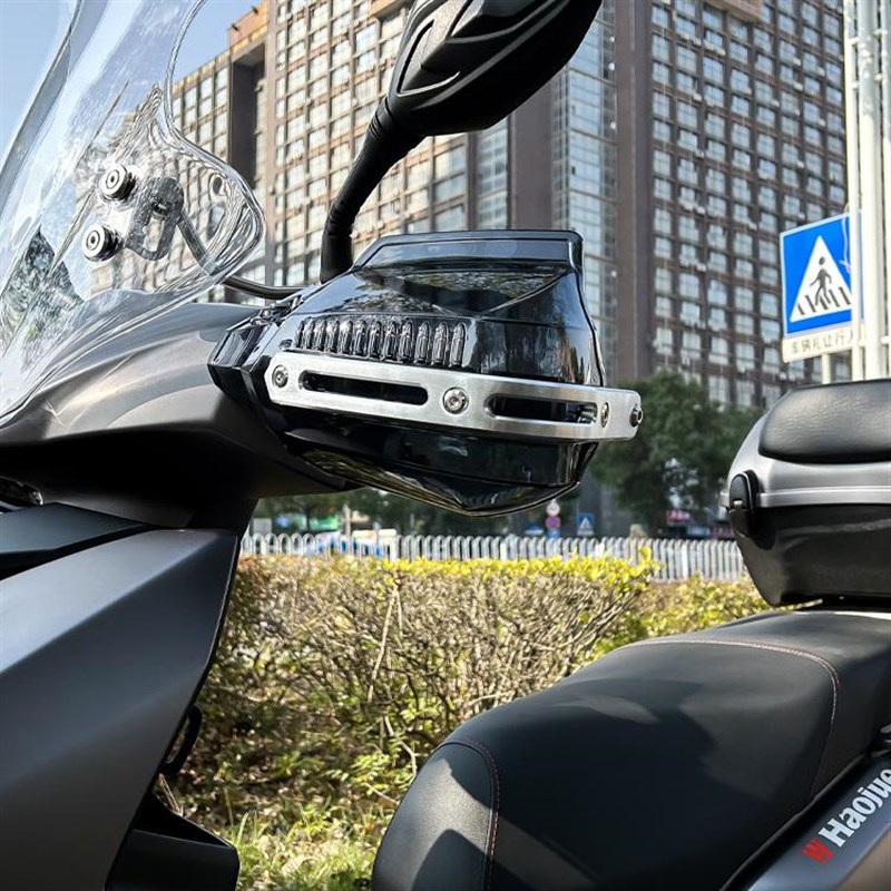 摩托车护手罩uy125手把挡风tr300CB400X赛艇250afr改装配件uhr150
