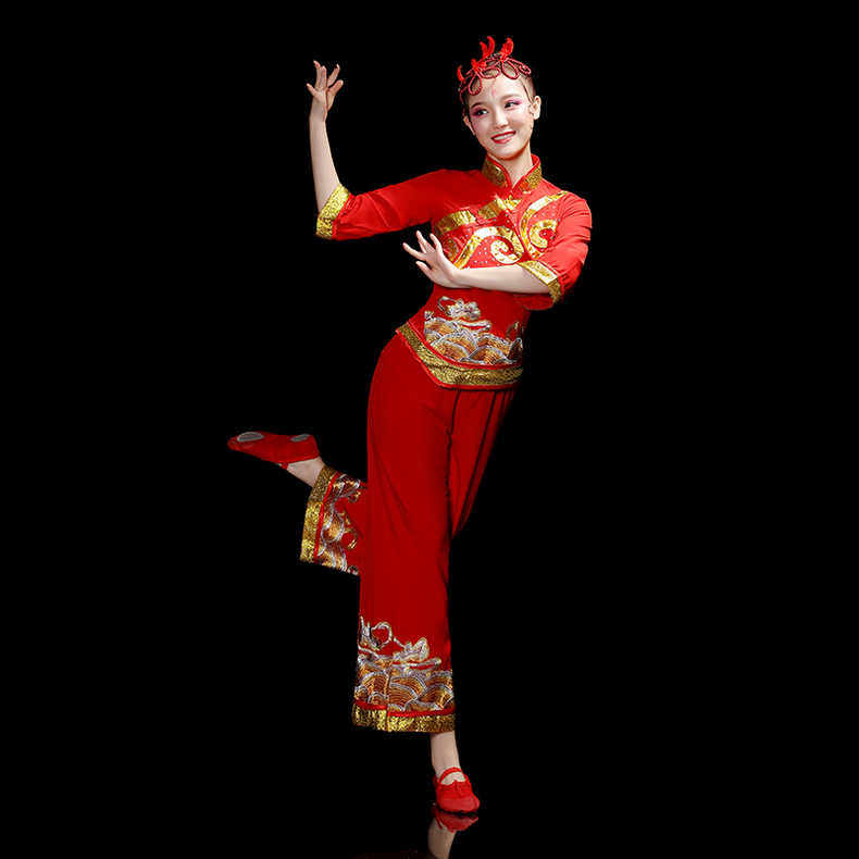 秧歌舞演出服装女2021年新款中老年广场舞扇子舞蹈服套装腰鼓表演