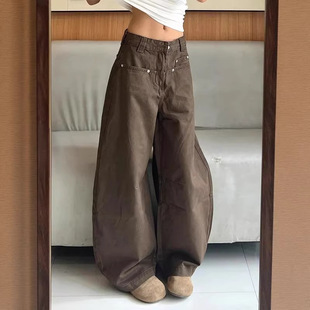 女辣妹街头宽松显瘦直筒长裤 2026春季 咖色拼接弯刀阔腿垂感牛仔裤