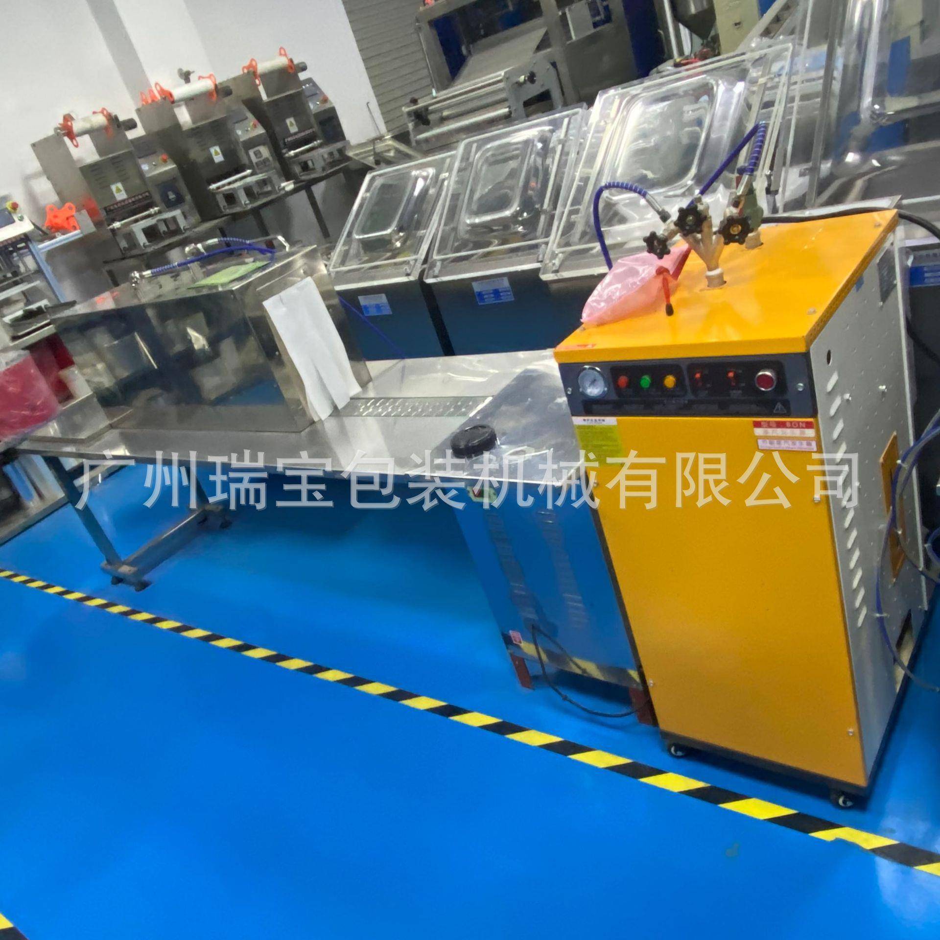 蒸汽收缩机收缩包装机PVC膜蒸汽收缩洗护用品洗发水沐浴露收缩图片