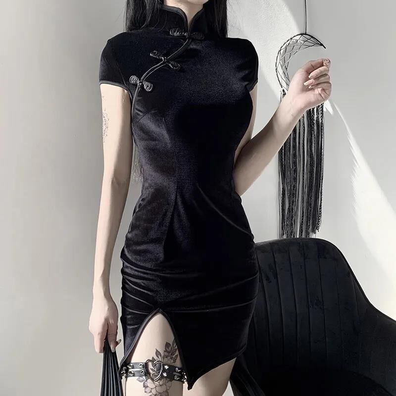盈可人开叉旗袍连衣裙女新款中国风复古盘扣立领改良短款包臀裙