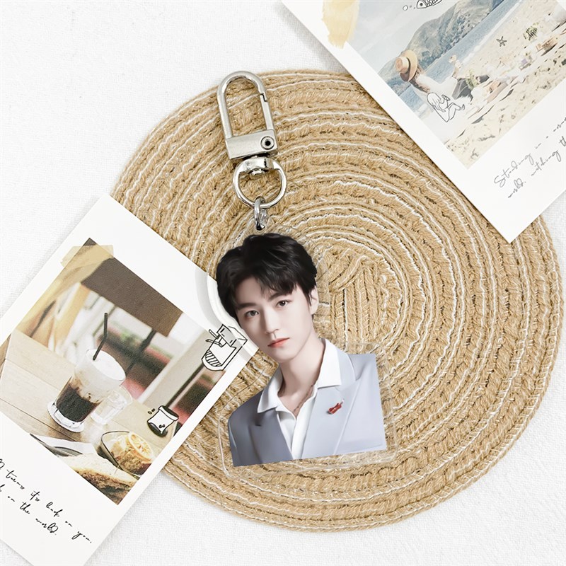 diy人像照片亚克力钥匙扣链定制卡通动漫明星周边创意小挂件礼品