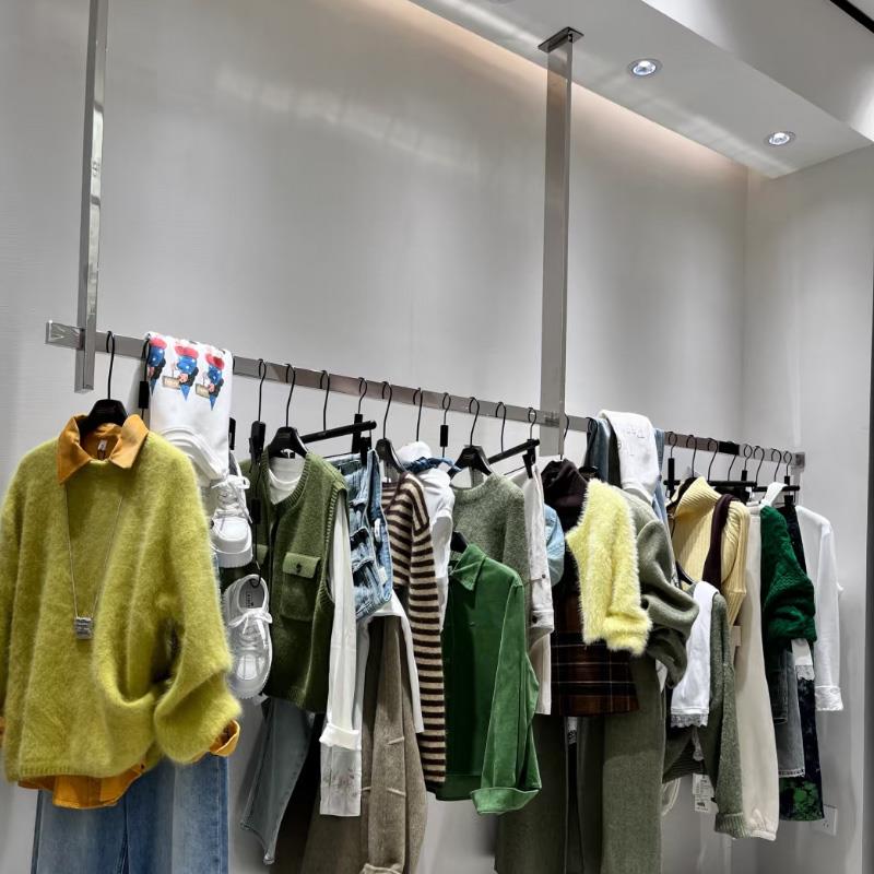 服装店挂衣架婚纱展示架悬挂吊杆吊架橱窗展示陈列不锈钢扁管镜面