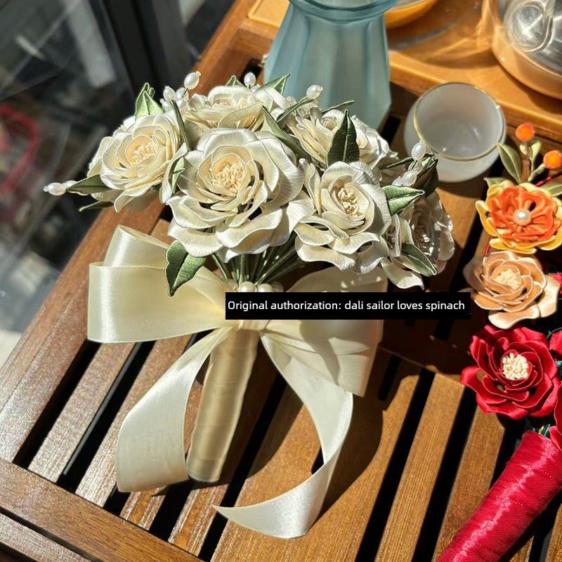 西式婚礼手工新娘婚纱香槟玫瑰花束包装花材料包装活力水手菠菜