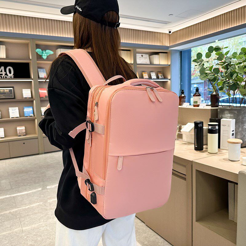 旅行背包女士双肩包外出时尚2025新款轻便大容量旅游电脑书包男款