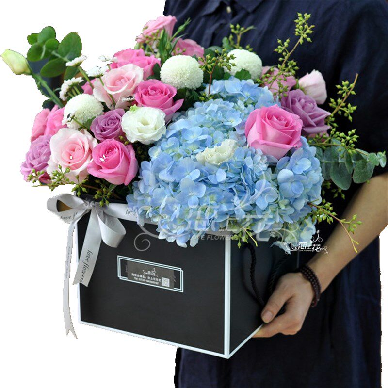 教师节长沙花店闺蜜生日鲜花同城送花小清新康乃馨绣球混搭抱抱桶