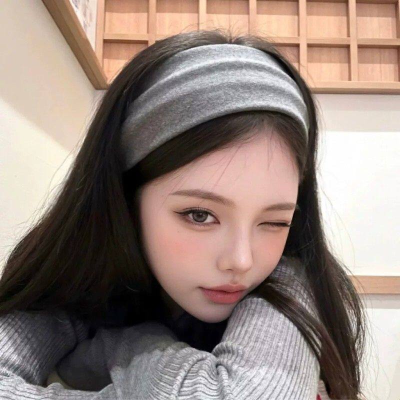 韩系灰色宽边发箍女2026新款日常外戴高级感洋气时尚高颅顶头箍