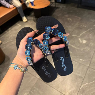 满钻人字拖女夏外穿海边夹脚拖鞋沙滩2026新款度假风高颜值凉拖