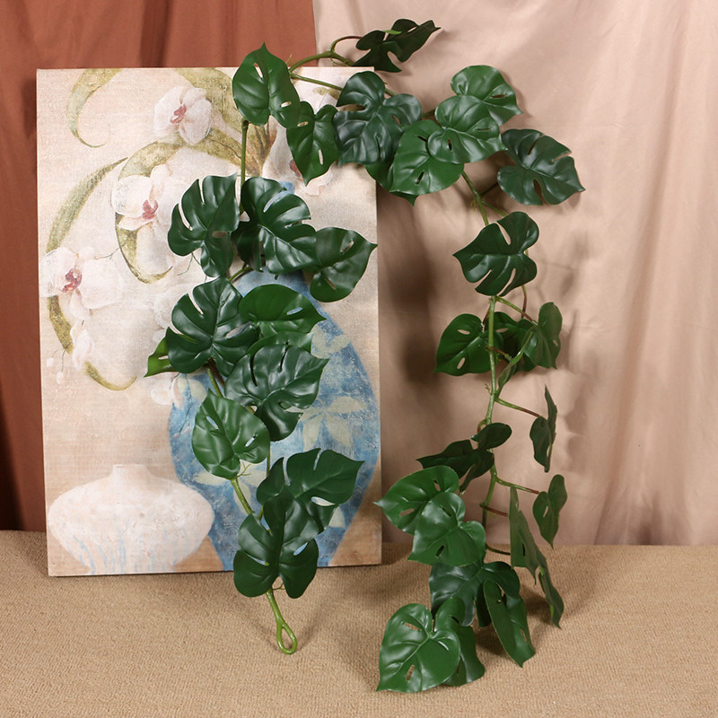绿色手感软胶龟背叶仿真植物美化藤条壁挂缠绕植物角爬藤装饰藤蔓