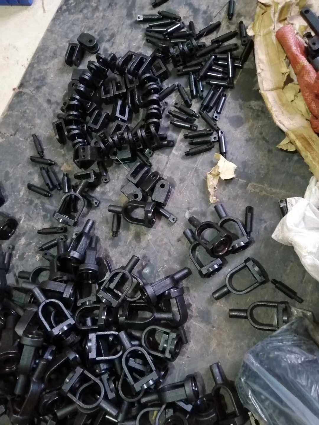 重卡发动机气门弹簧压缩器多功能拆装维修工具锁片拆装器店主推荐