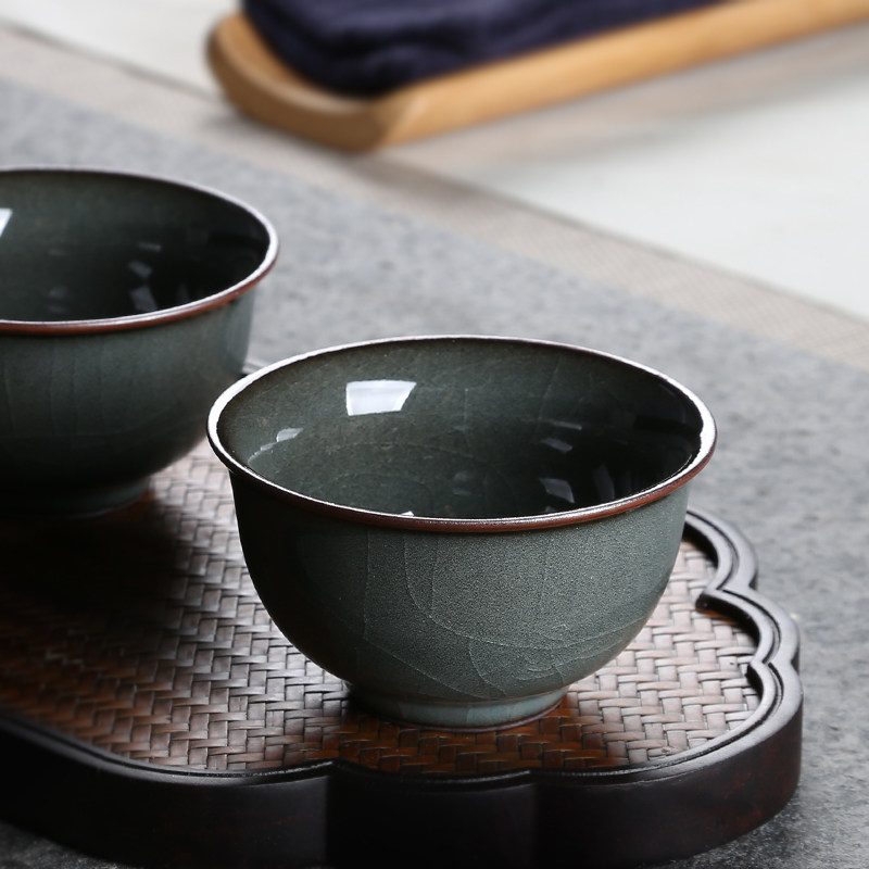 青瓷哥窑铁胎手工冰裂品茗杯主人杯陶瓷功夫茶具茶杯茶碗套装单杯