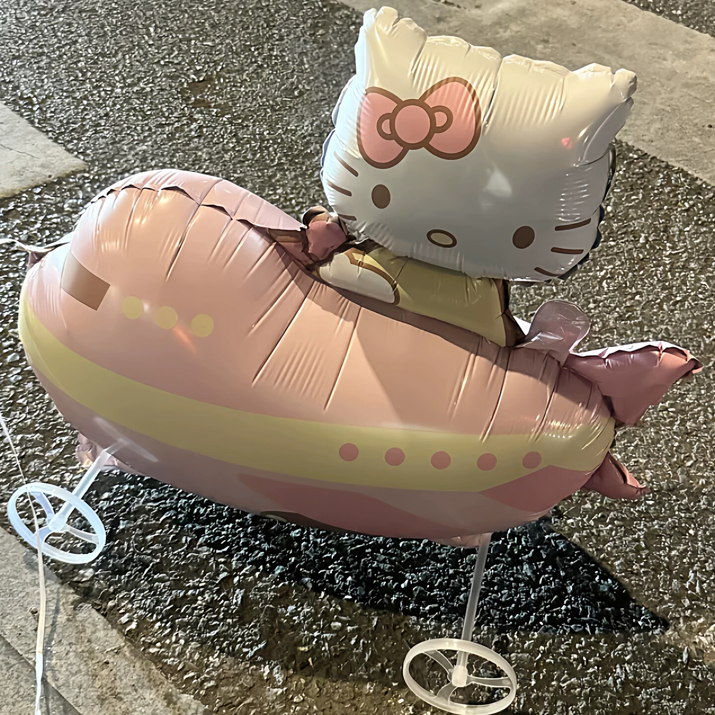 kt动物气球带轮子走路露营野餐儿童户外玩具装饰场景布置拍照道具