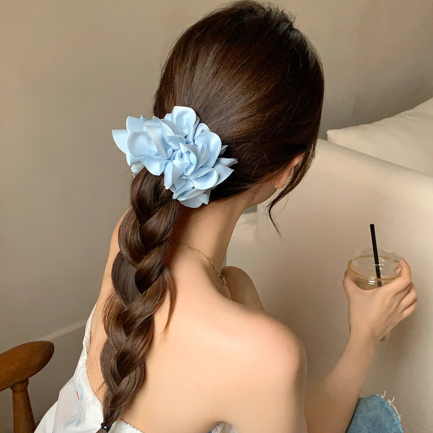 超仙夏日缎面多层花瓣大肠发圈女高级感超大头绳发饰头花丸子头