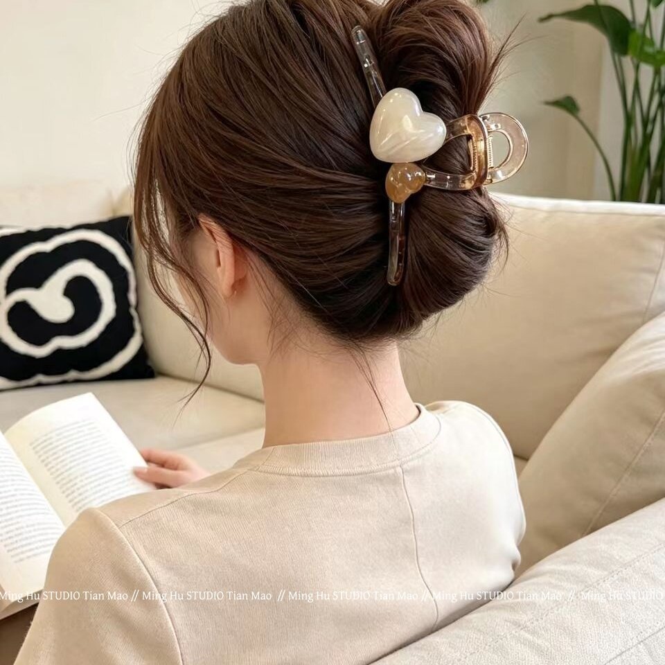 高级感超大号果冻色爱心抓夹女后脑勺盘发鲨鱼夹发卡夹子气质头饰
