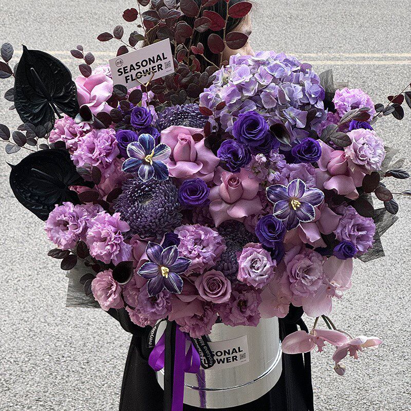 熊抱玫瑰生日花束巨型乔迁抱抱桶鲜花同城速递退休北京上海深圳店