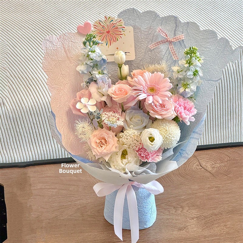少女心粉色玫瑰混搭花束成品彷真花送女生生日节日见面小花束礼物