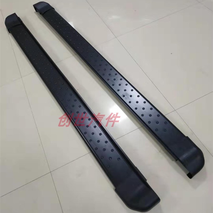 适用江铃域虎皮卡侧踏板新宝典脚踏板外侧踏板专用侧杠宝典踏板