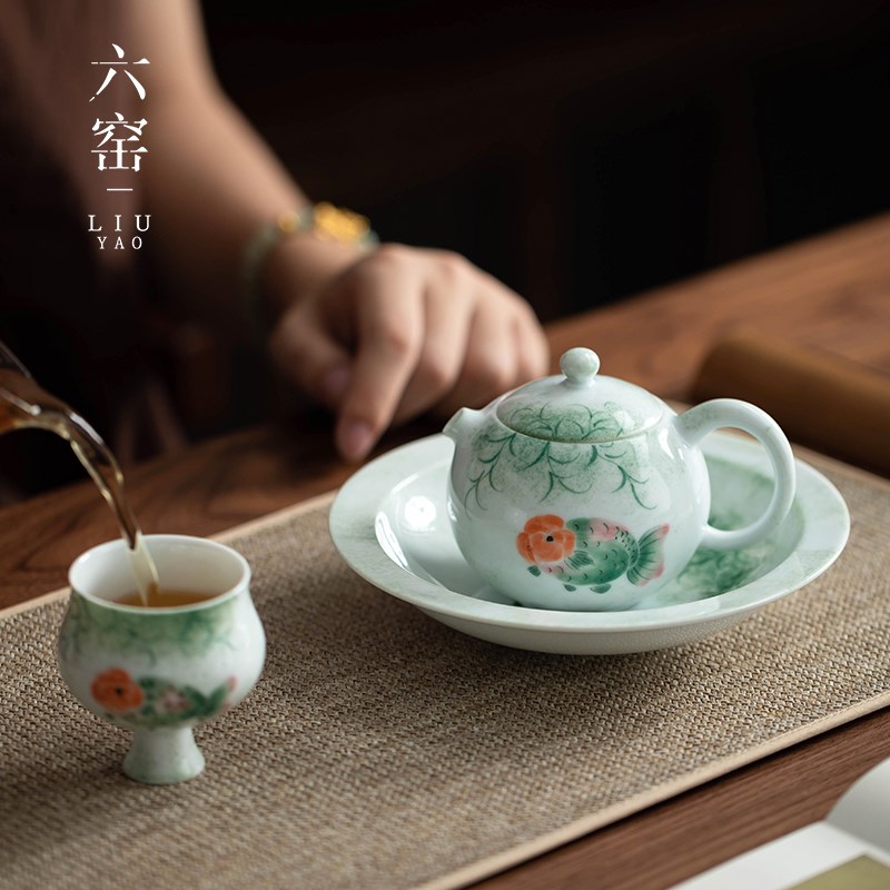 手绘胖头鱼金鱼陶瓷茶壶功夫茶具泡茶壶绿色小清新西施壶小号单壶