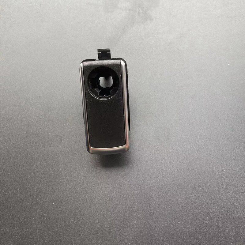 适用于奔驰新款E级杂物箱扣手新款E213工具箱拉手手套箱锁盖锁扣