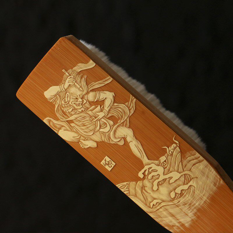 精品东阳名家戚有良纯手工留青雕刻老玉竹文玩万毛刷子橄榄核毛刷