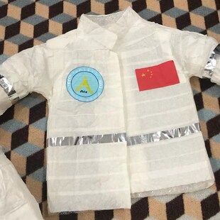 儿童太空服宇航员环保服装DIY手工制作男童气泡袋亲子时装秀走秀