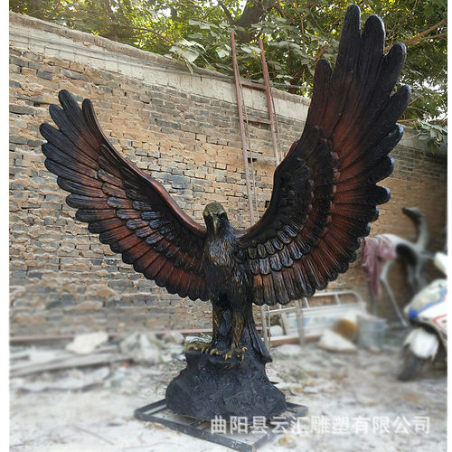 玻璃钢雄鹰大型仿真老鹰动物雕塑仿铜铸铜园林城市酒店美陈摆件品