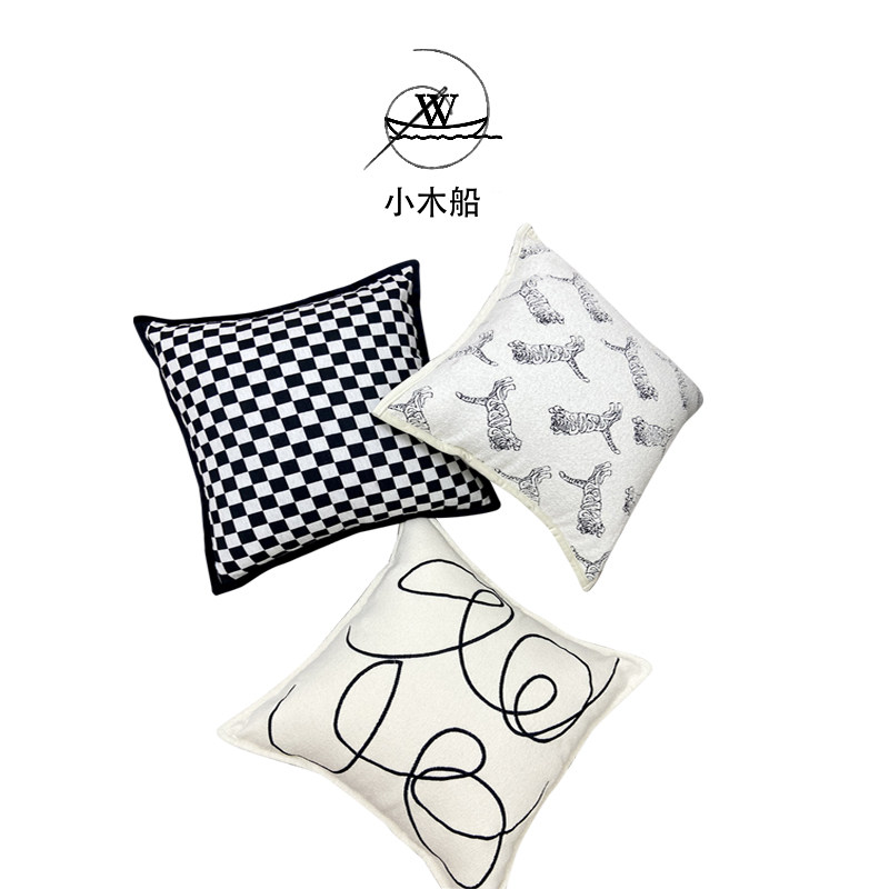 设计师款黑白格客厅棋盘轻奢风几何含芯靠枕极简抱枕高档腰枕线条