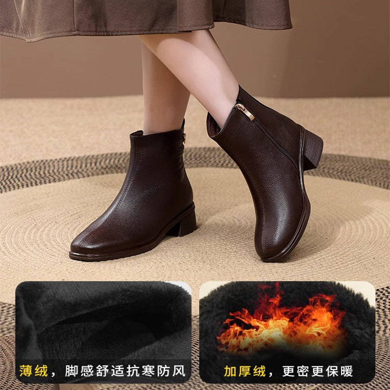 短靴女真皮加绒加厚保暖冬季新款中妈妈鞋子加厚女款时装棉靴子
