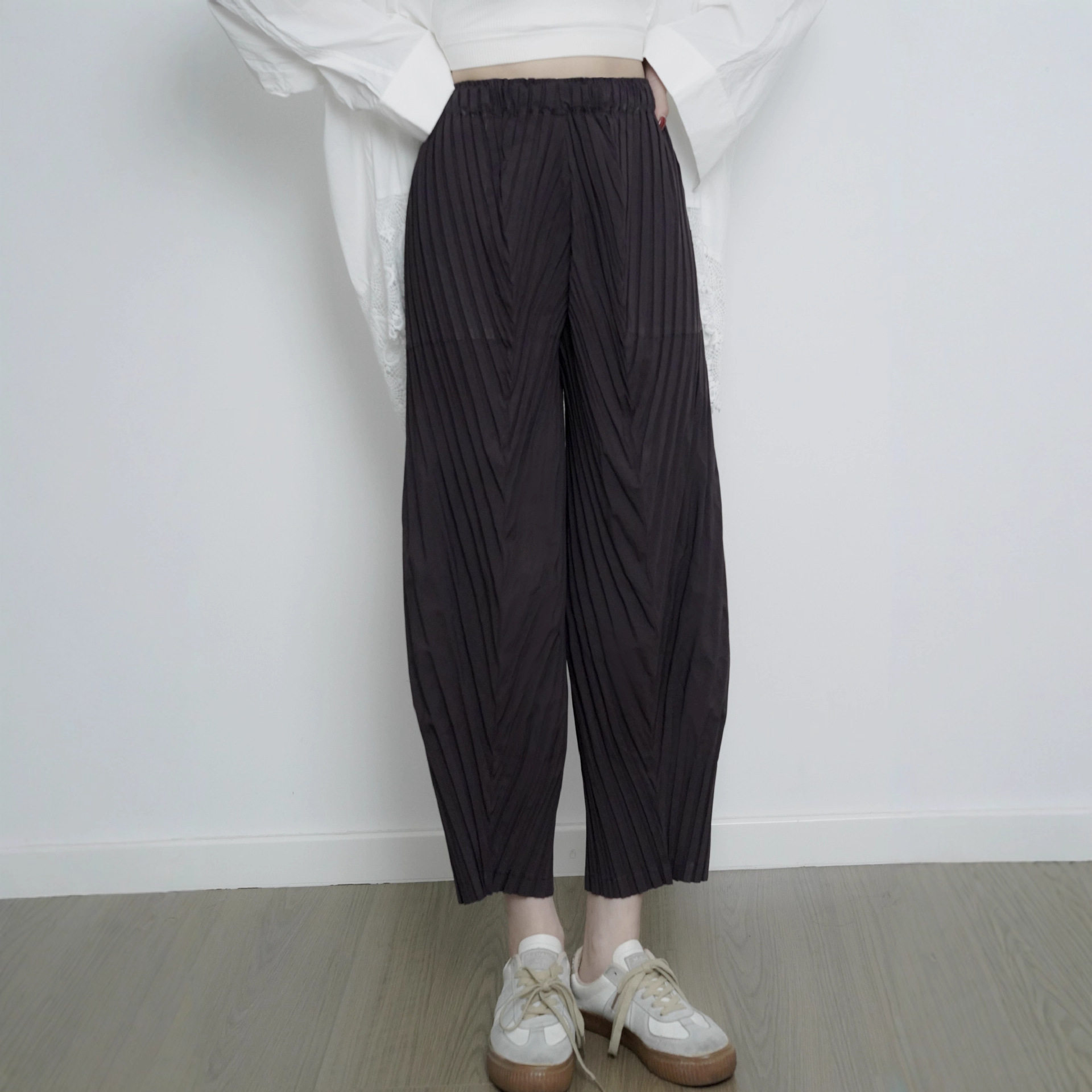 款褶皱裤子女款秋新款显瘦窄版阔腿裤百搭休闲哈伦裤女