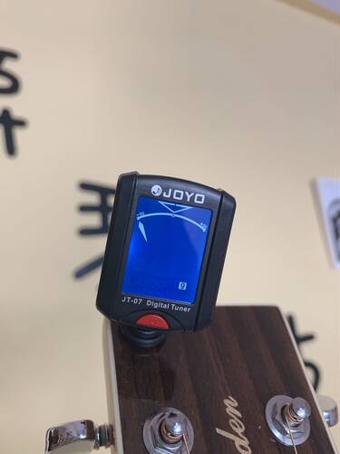 JOYO JT-07电木吉他尤克里里小提琴贝司校音器通用调音器包邮
