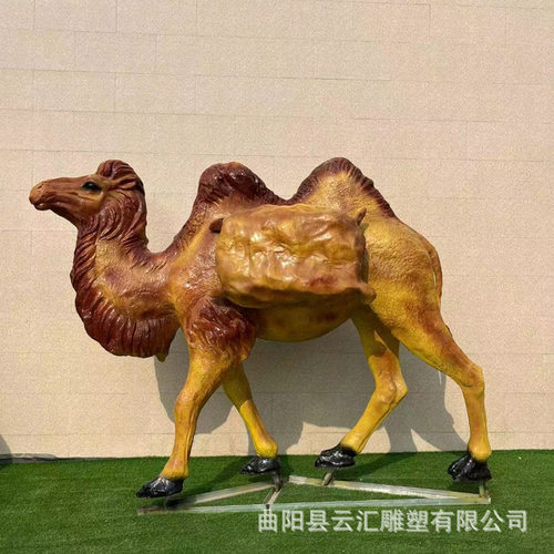 现货玻璃钢沙漠骆驼雕塑仿真动物户外园林景观装饰品彩绘图案摆件
