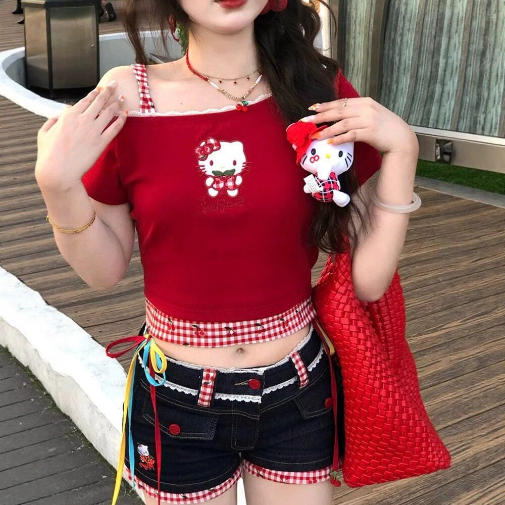 热销刺绣kitty蕾丝镂空短袖T恤