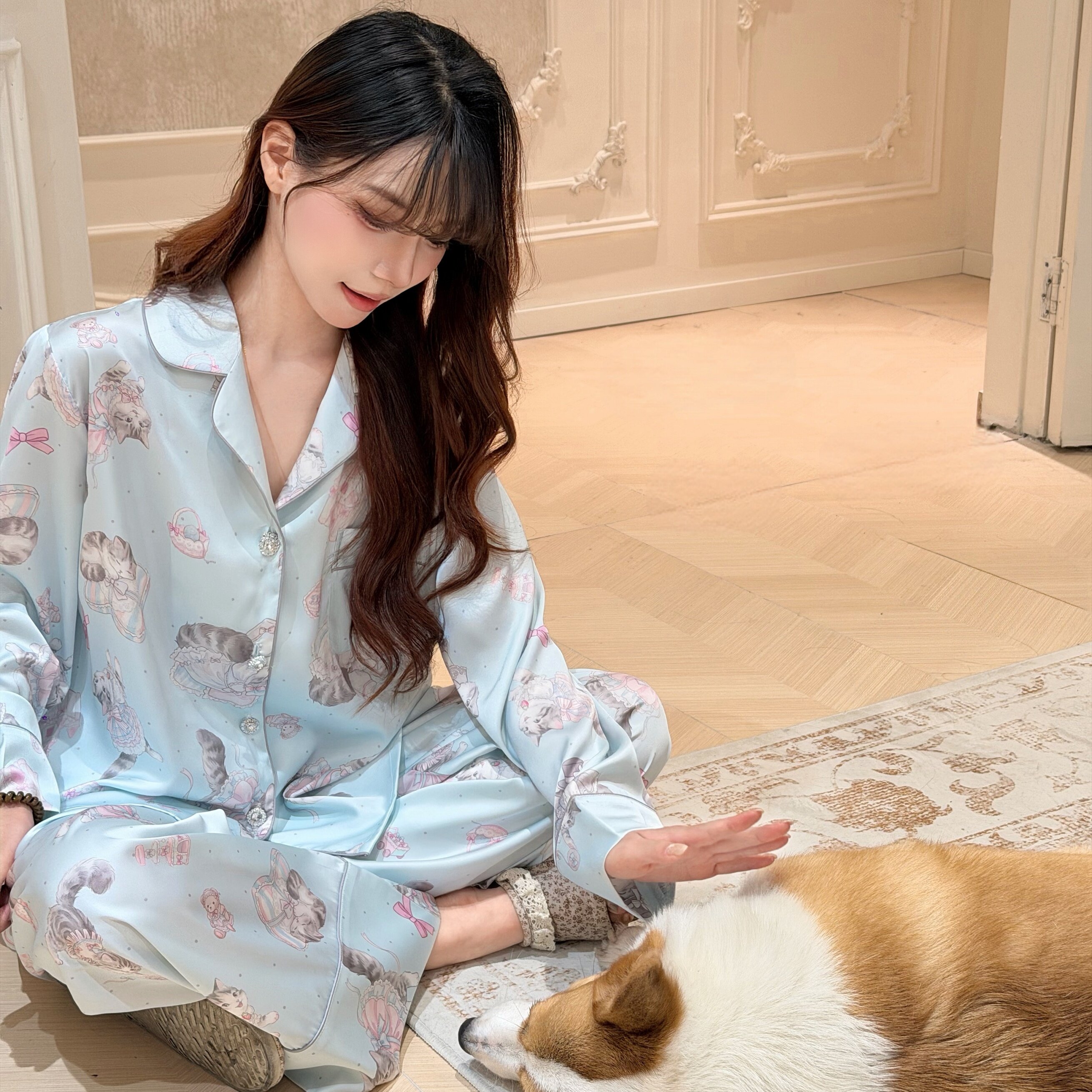 仲夏密码冰丝小猫蕾丝睡衣套装