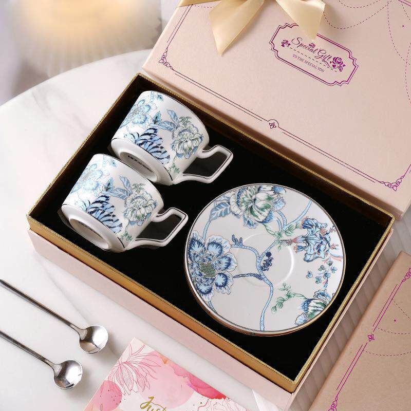咖啡杯子高档精致情侣对杯组合套装闺蜜生日结婚礼物陶瓷杯碟