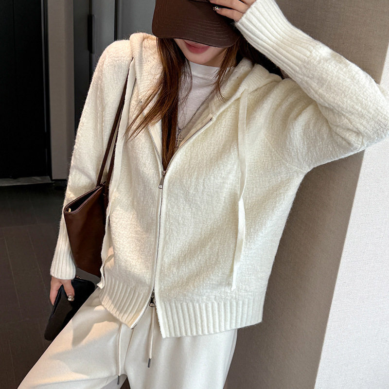 慵懒风米白连帽毛衣外套女秋冬加厚罗纹宽松版型简约针织开衫上衣