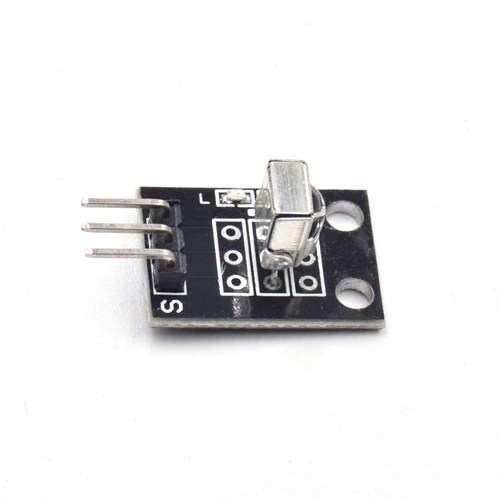 兼容arduino红外接收传感器模块VS/HX1838B遥控模块 适用R3单片机