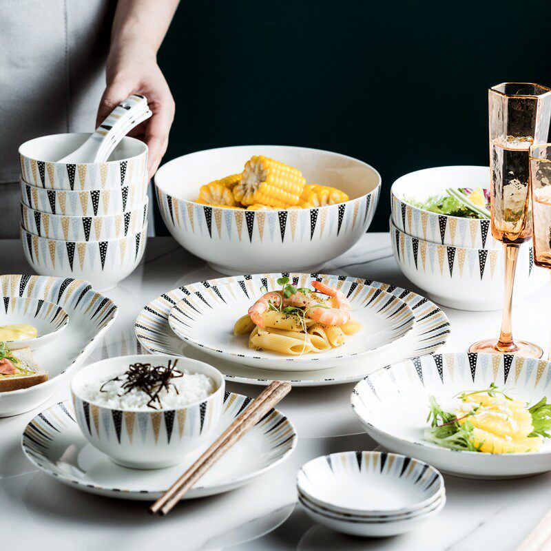 北欧风碗碟套装创意餐具碗筷礼盒家用2一4人食陶瓷碗盘菜盘子饭碗
