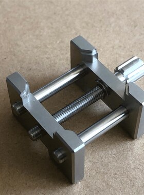 修表工具万能机芯座钟表机芯维修配件固定底座卡座