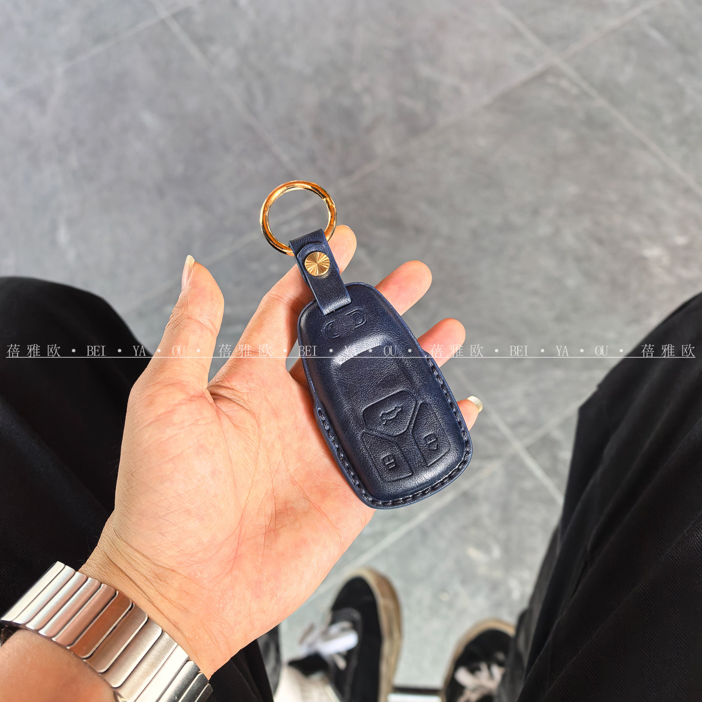 适用于奥迪a6l钥匙套a6女q8包a4l汽a3l车q5l专用a7壳q3扣q7男q2