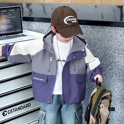 男童春秋运动防风连帽冲锋衣