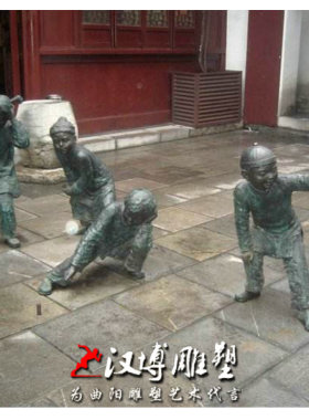 玻璃钢仿铜小孩放鞭炮人物雕塑景观铸铜民俗放炮仗雕塑铜雕人物像