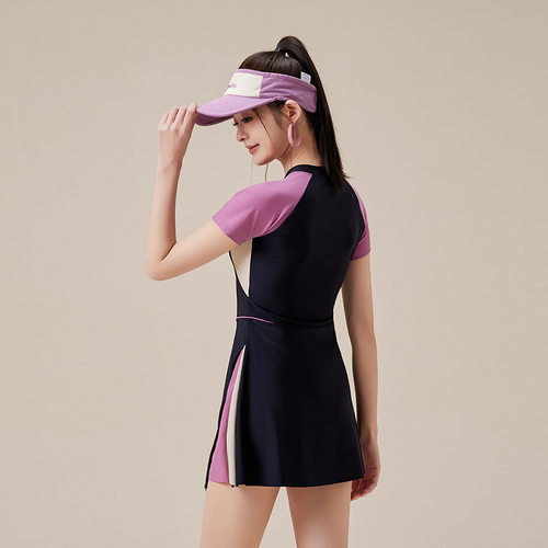2026新款游泳衣女两件套保守学生lest分体式平角遮肚显瘦时尚