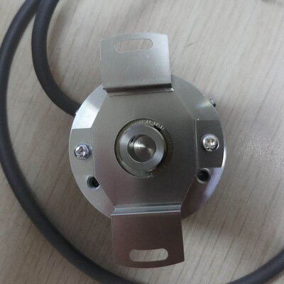 原装内密控NOC-H5000-2MD/HP2048-2MHT/-8-050-00E编码器空心轴