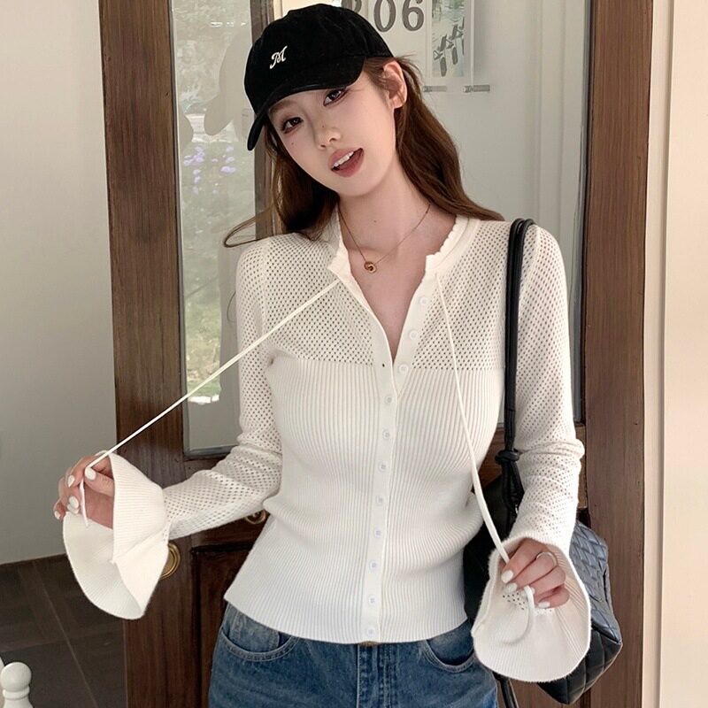 白色镂空针织开衫女喇叭袖修身
