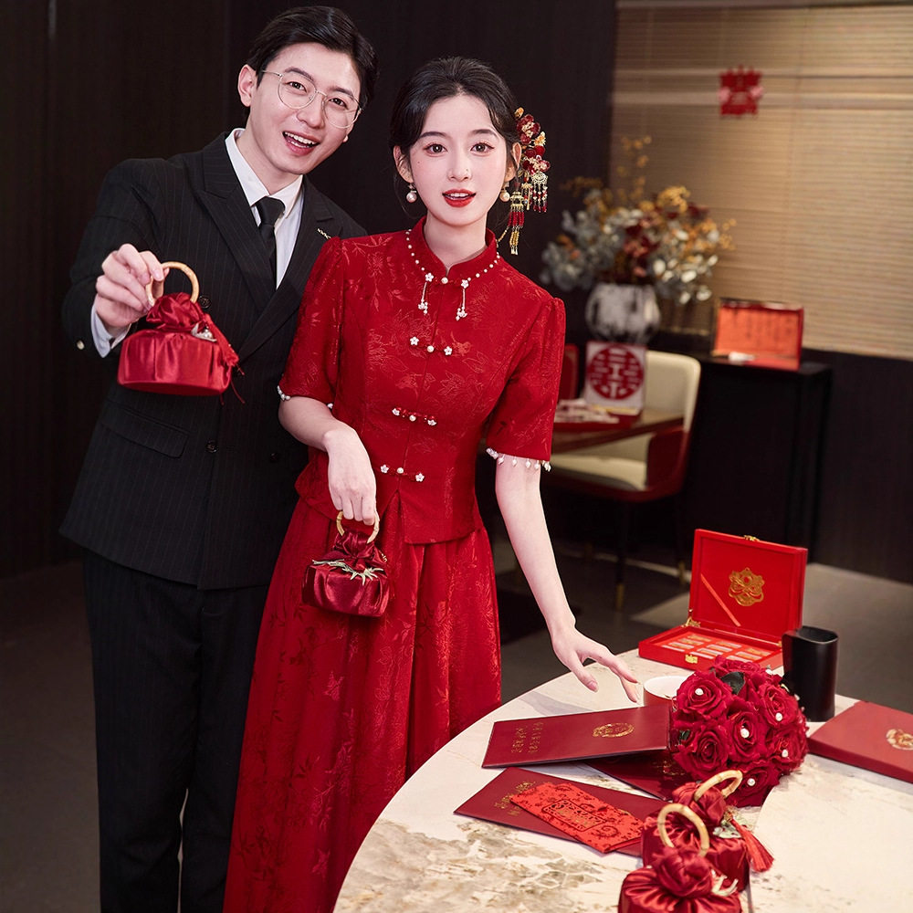 2026新款敬酒服新娘订婚结婚旗袍两件套新中式红色晨袍套装礼服女图片