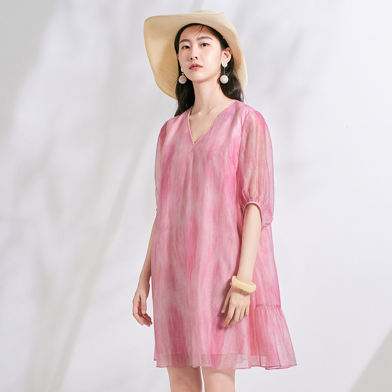 Distin Kidny/迪凯夏季天丝舒适透气度假风女优雅宽松遮肉连衣裙