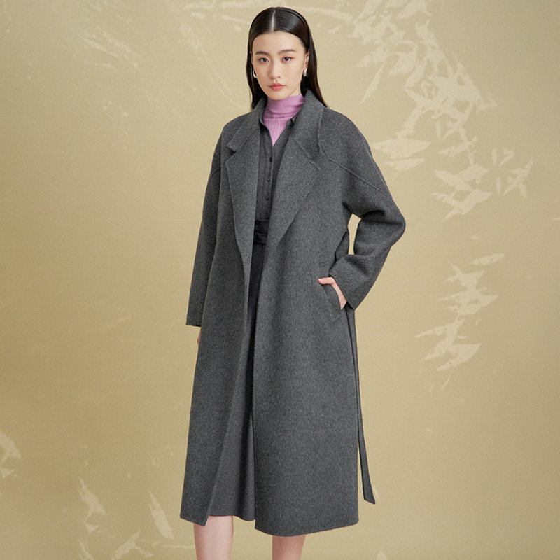 Distin Kidny/迪凯冬季新款绵羊毛简约蚕丝高级感女毛呢大衣外套