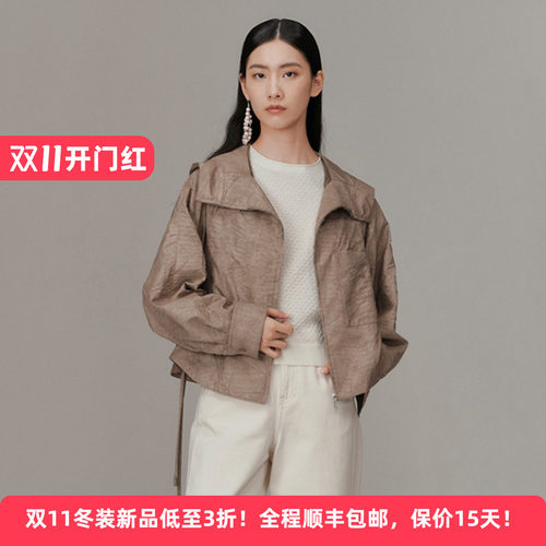 迪凯春季印花连帽短外套女